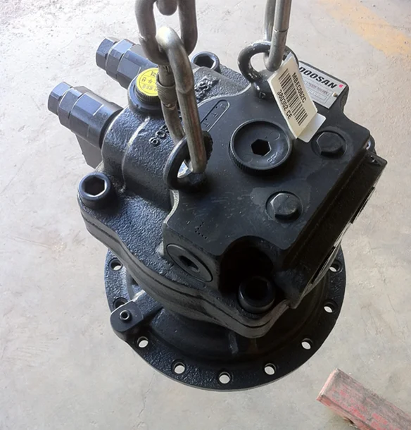 DX225 Kawasaki Swing Motor - OEM Quality & Reliable Performance