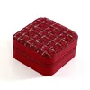 petite boîte à bijoux carrée à la mode parfumée bordeaux