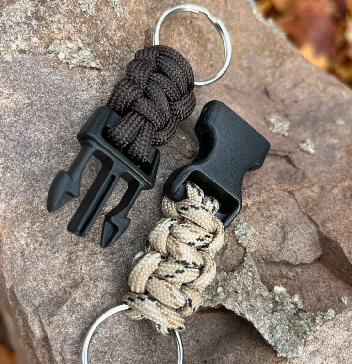 Makramee Schlüsselanhänger Mit Karabiner Für Camping Und Wandern_voghion.com