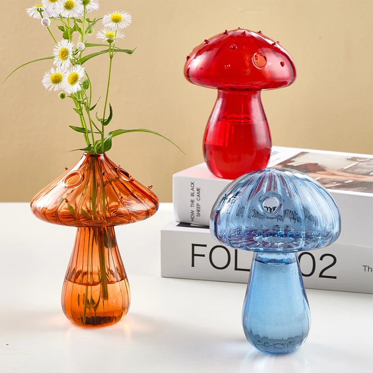Customized Painted Color Different Shape Glass Mushroom Single Flower Bud Table Vase