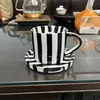 Tazza nera senza piattino