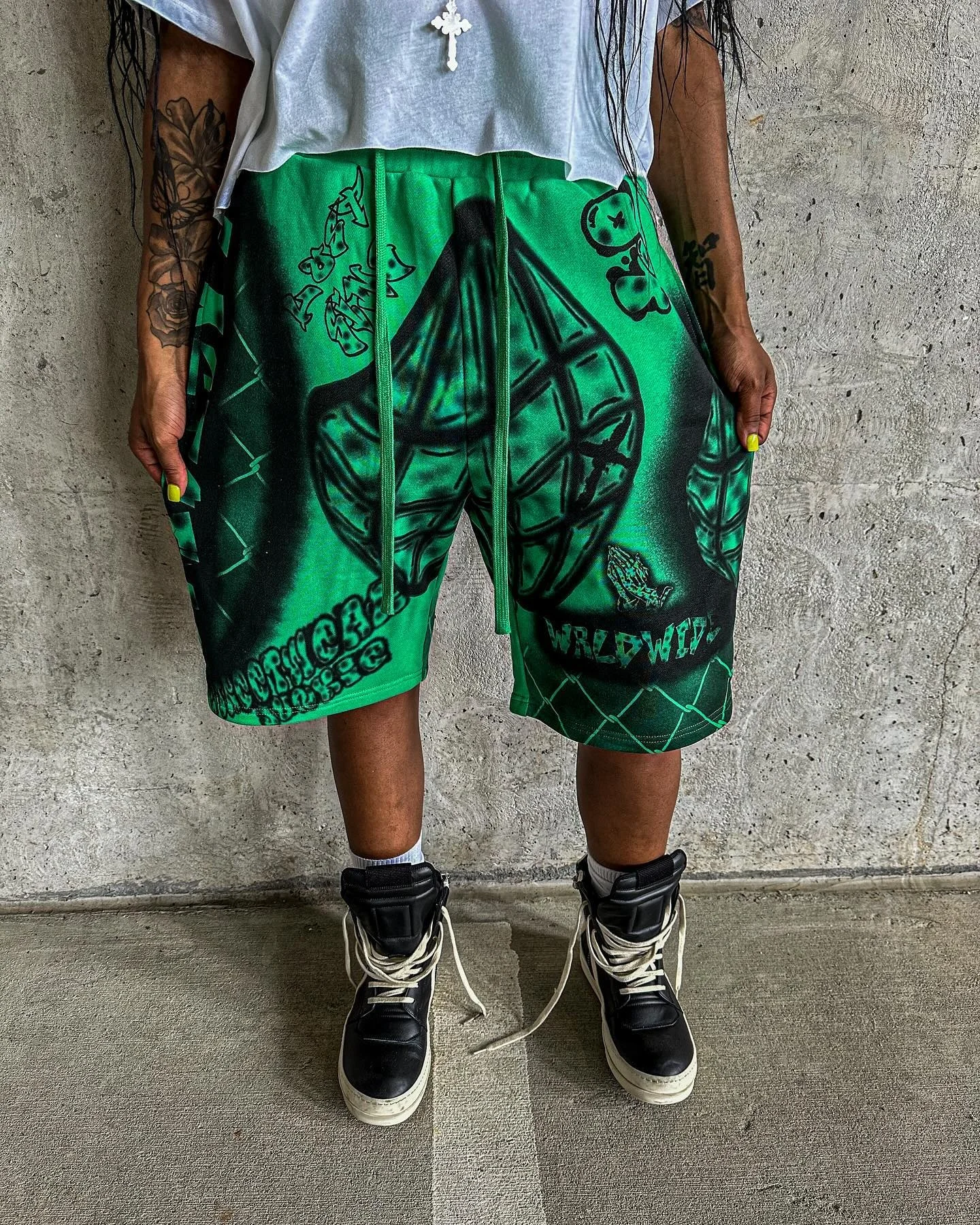 Custom Unisex Heavyweight Graffiti Vintage Acid Wash Sun Faded Baggy Short Pant Cotton Streetwear Casual Men High Waist Short