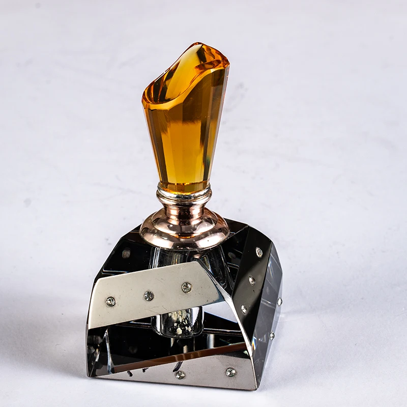 Hot New High-end Customized Glass Empty Bottle K9 Luxury 3ml Crystal Perfume Bottle