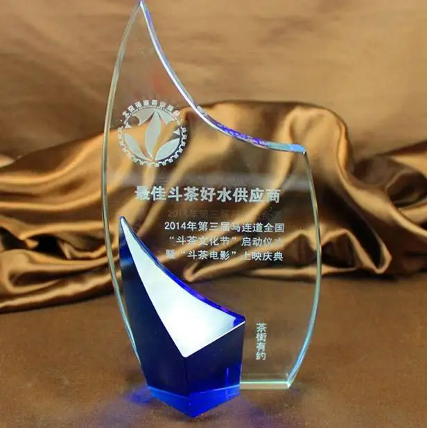 Wholesale high quality 3d logo uv print crystal trophy award business gift blank crystal awards