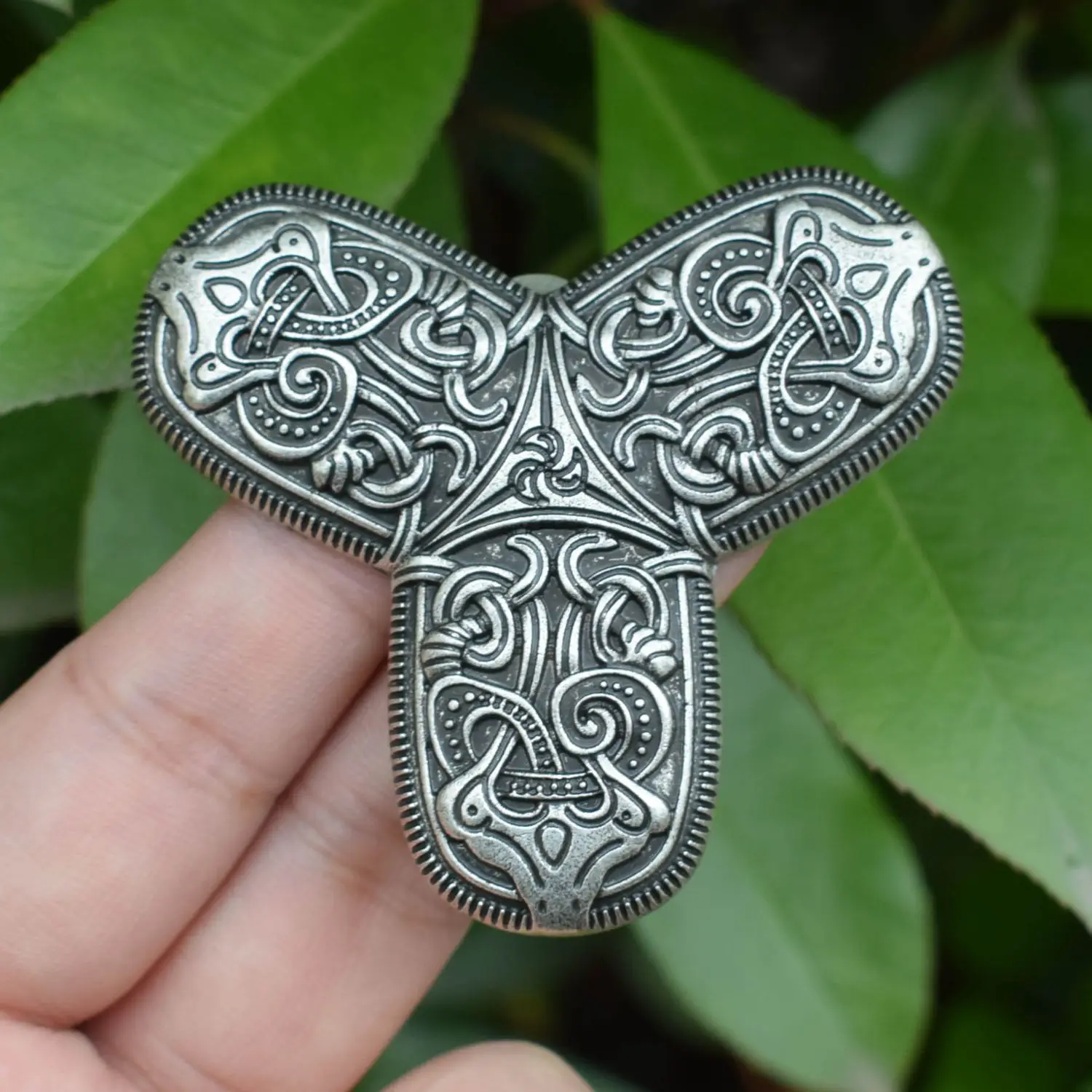 Fashion Brooch For Men Temperament Elegant Full Rhinestone Hollow