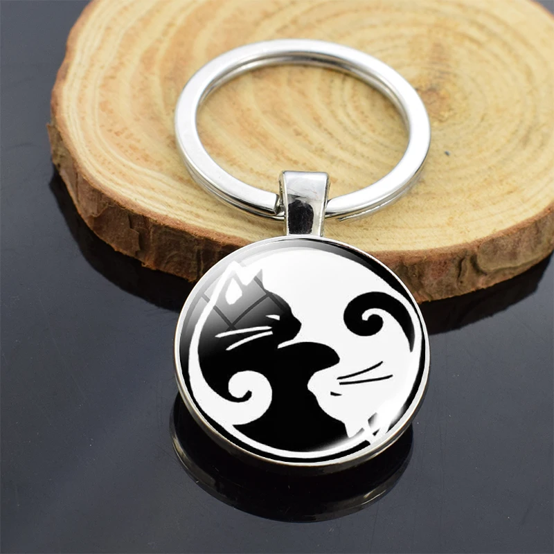 【Soulpussycat】 SOULBALL YIN-YANG keychain Yin Yang Keychain - Symbolic Jewelry with Personal Touch