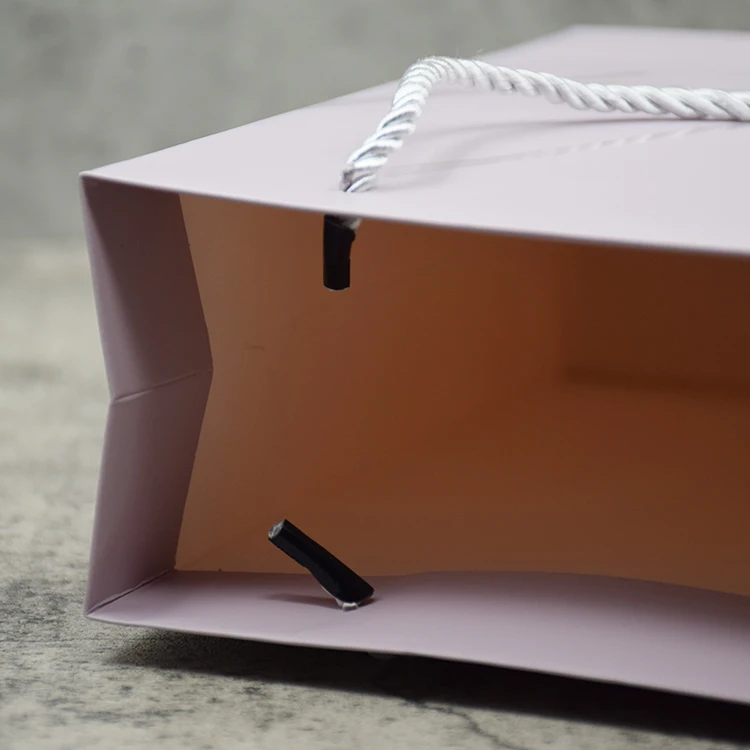 新到货定制标志小纸包礼品化妆品包装袋豪华婚礼青睐纸购物袋