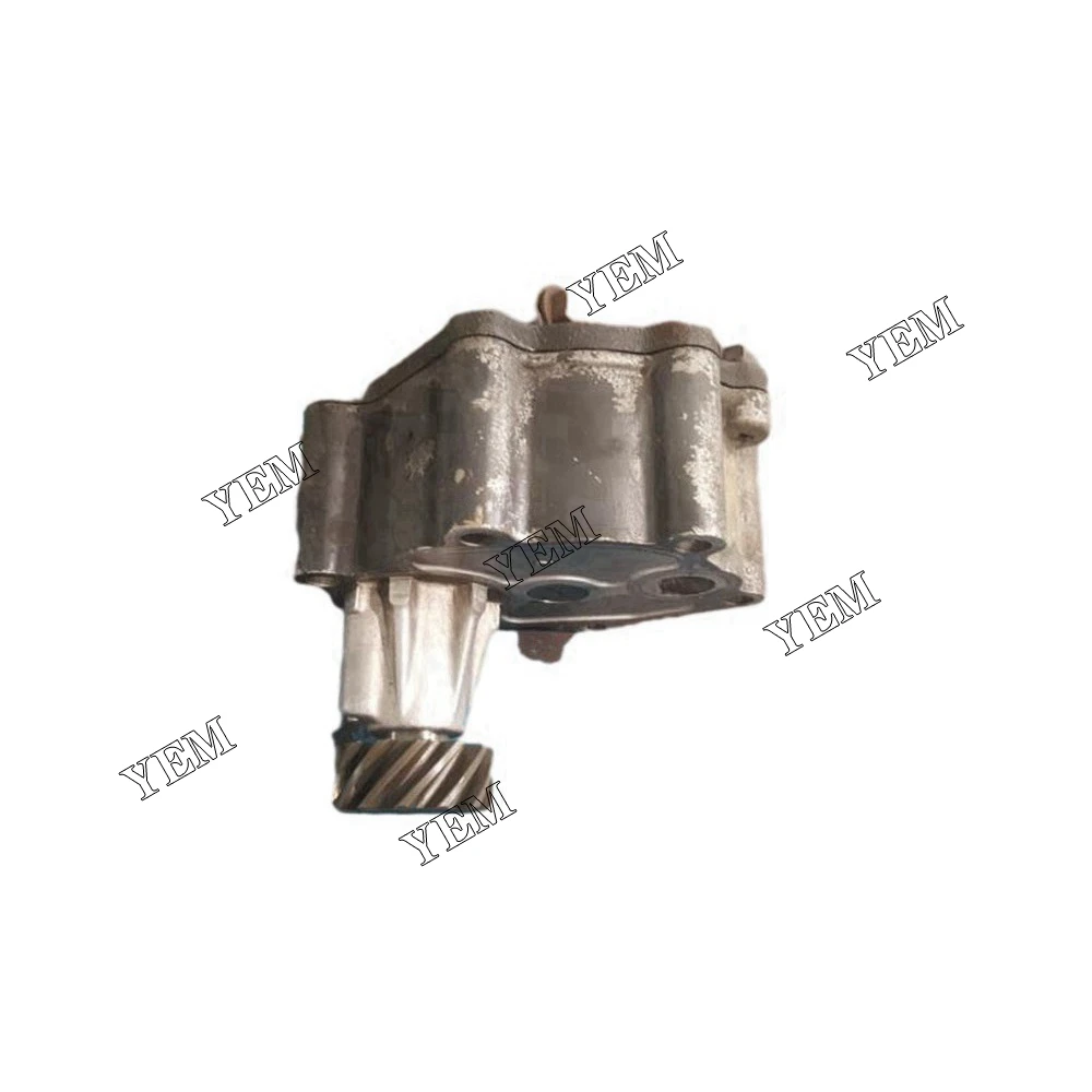Water Pump Fit for Nissan FD6