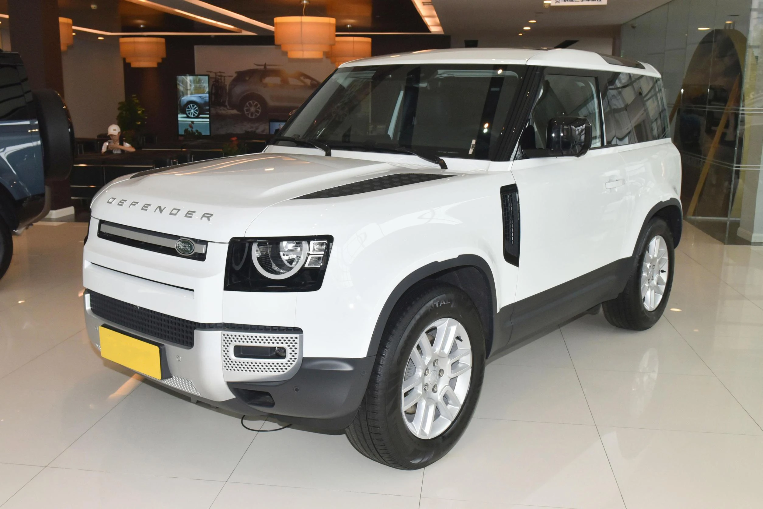 Land Rover Defender SUV manufacture