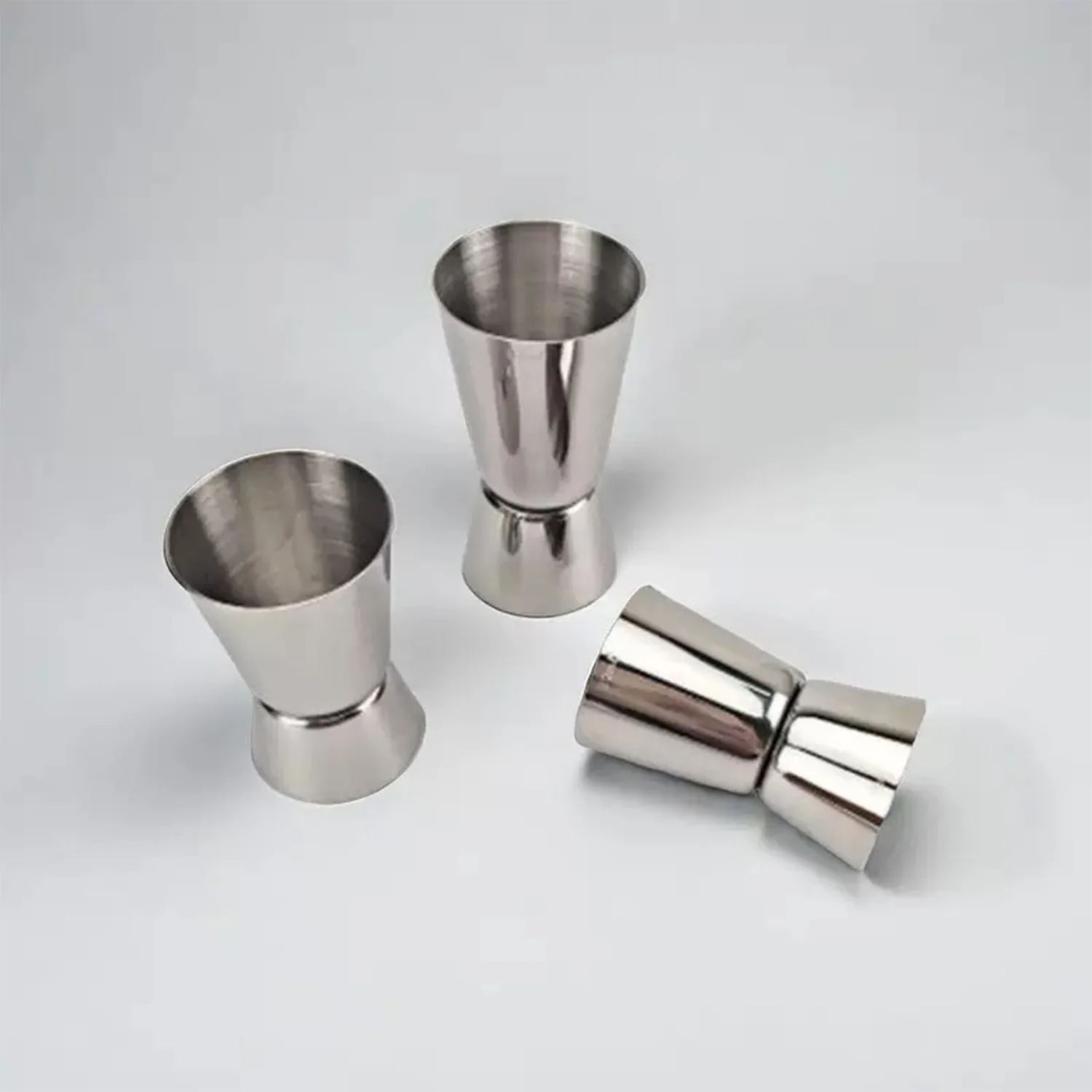 Complete Eco-Friendly Bar Tools Set Including Jigger Shaker Strainer Stainless Steel Cocktail Kit for Home and Bars with Custom Logo