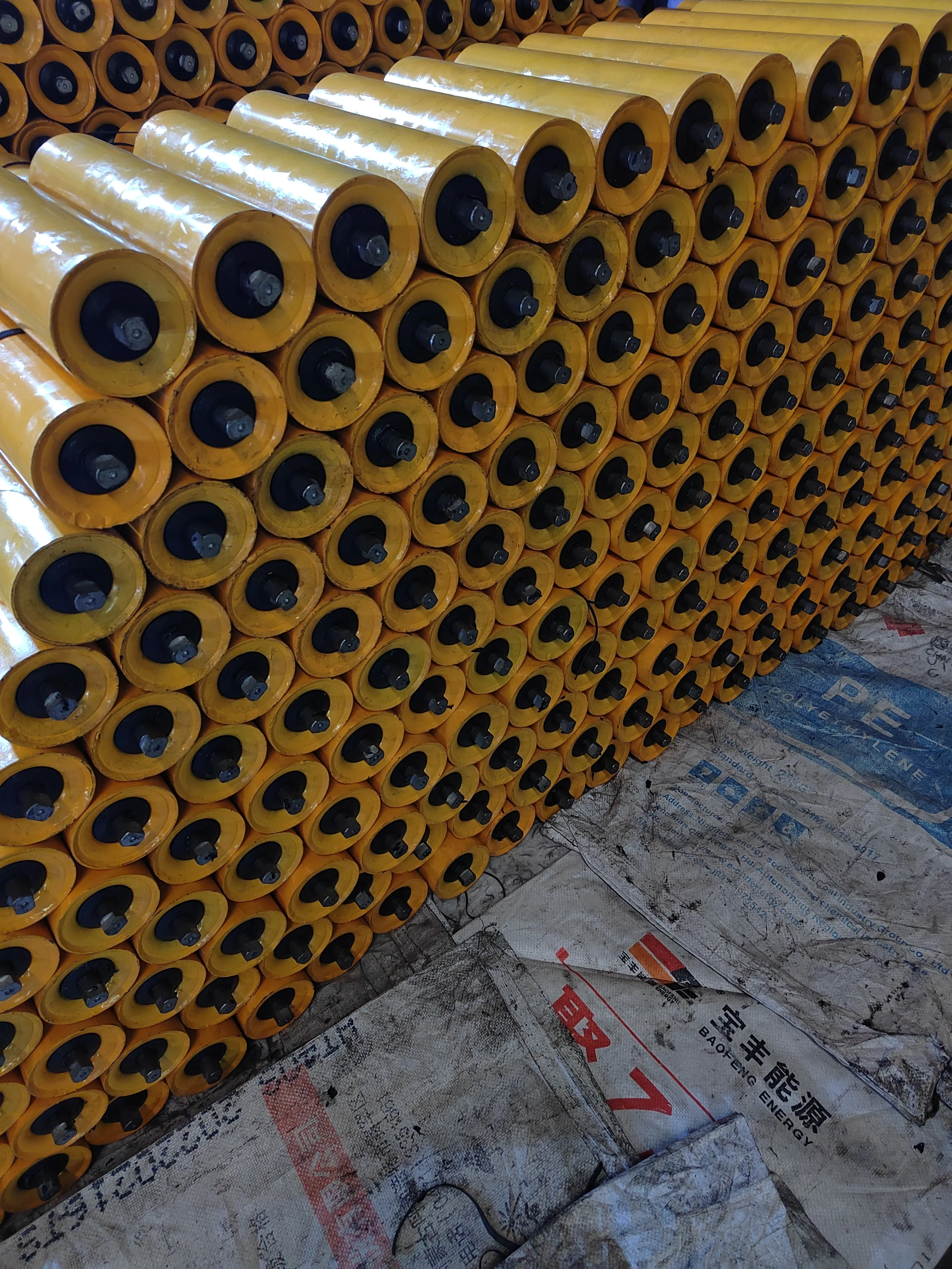 Factory OEM Coal Mine Carrying Roller Conveyor Price