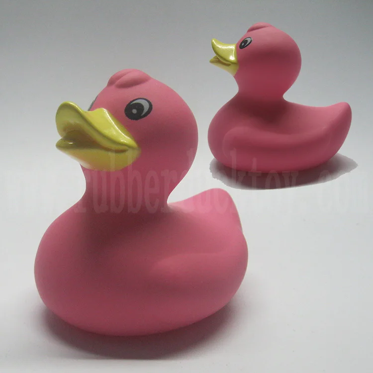 Оптовая продажа, дешевая плавающая розовая резиновая утка 8 см, розовая утка для ванны с индивидуальным логотипом, игрушка для ванны розовая утка