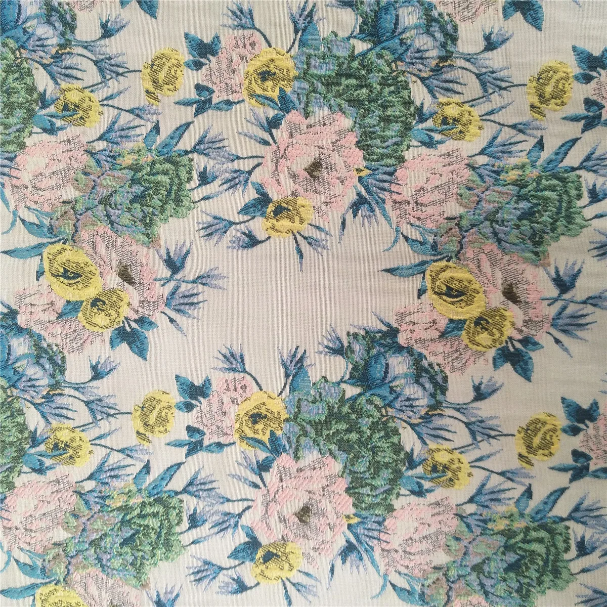 Top Quality Material and Embroidered Pattern Jacquard Brocade Design Dressmaking Fabric Ready to Ship
