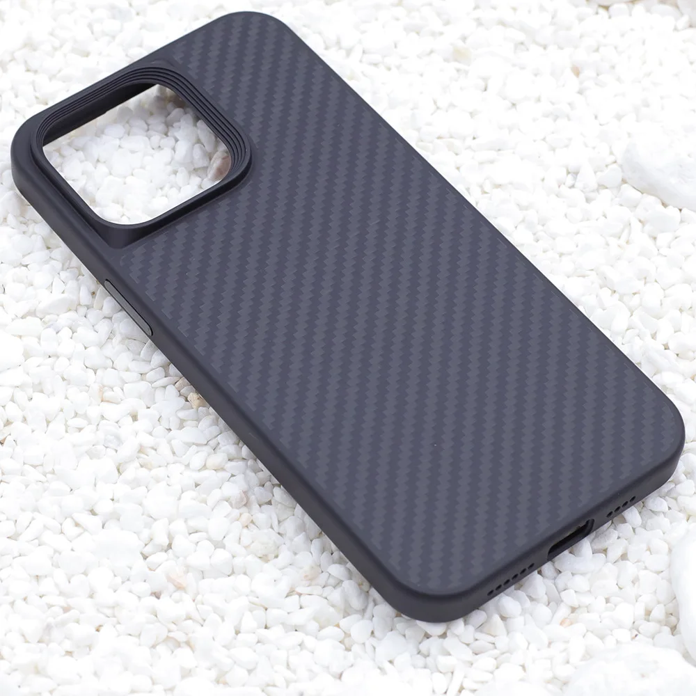 Armed carbon fibre tpu phone case with Fashionable atmospheric simple lightweight anti fall  For Iphone 16 15 14 13 promax supplier