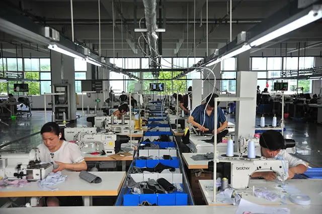 Hengshui Loving Fur Products Co., Ltd. 3