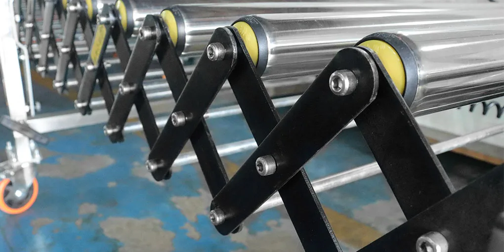 Hongrui Loading Capacity Gravity Telescopic Flexible Expandable Gravity Roller Conveyor details