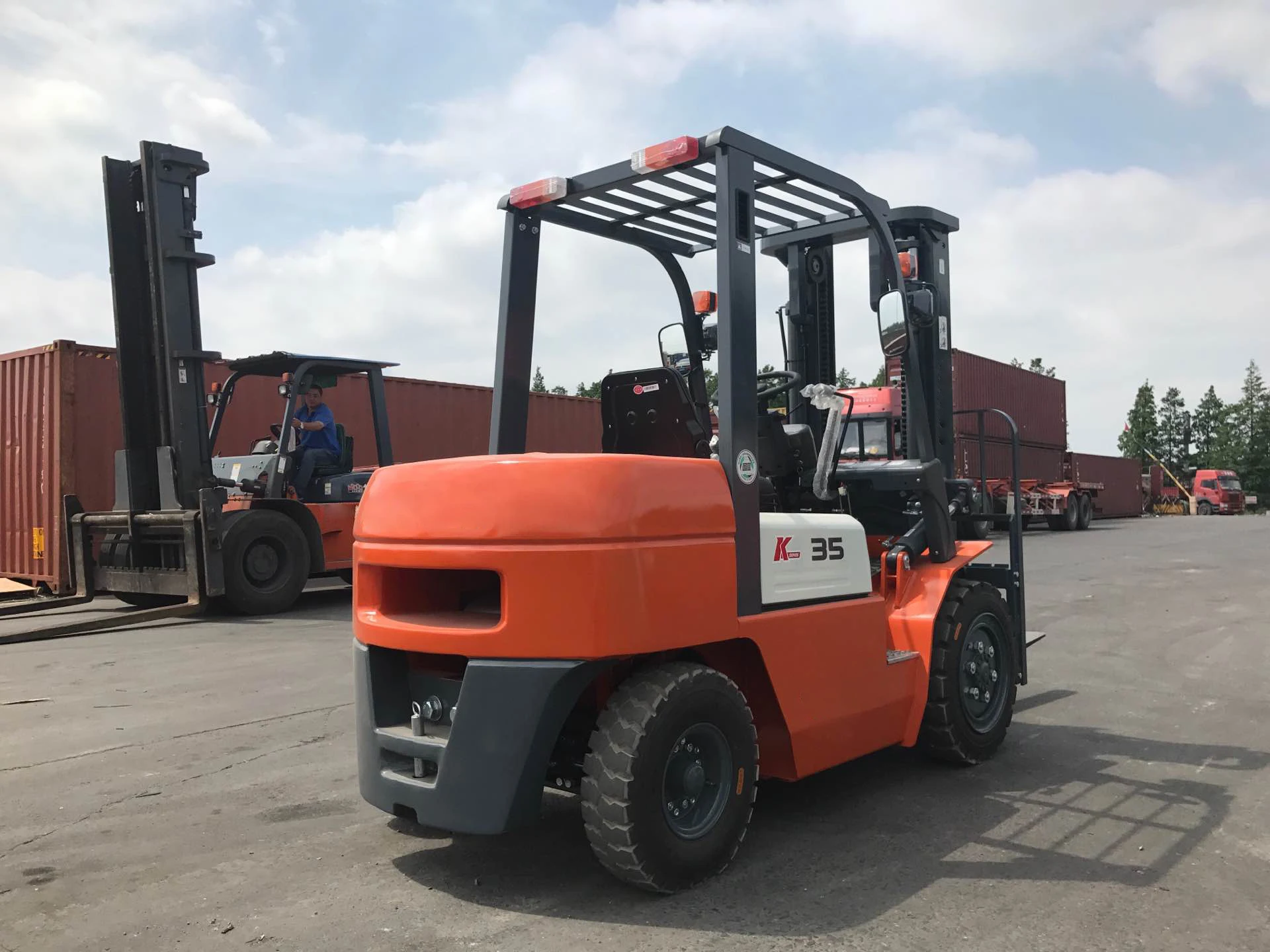 H650c70b62eca4aa4aa931182fbaf2 