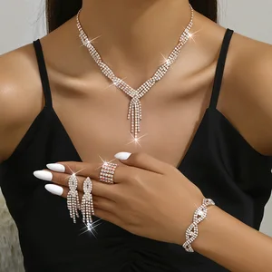 Custom Luxury Tassel Elegant Diamond Pendant Necklace Set Copper Alloy Chain Jewelry with Earrings for Women Gift