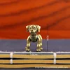 Chien robot coloré