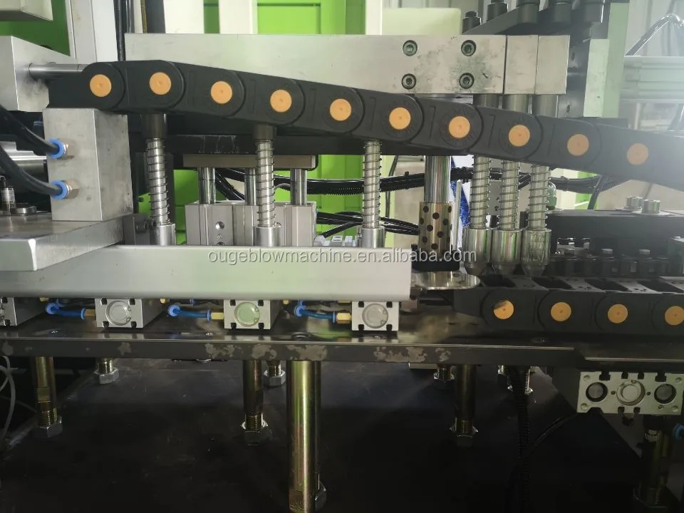 Fully Automatic High-speed 3 Servo Belt air Compressor Plastic Can Bottle Manufacturing Machine
