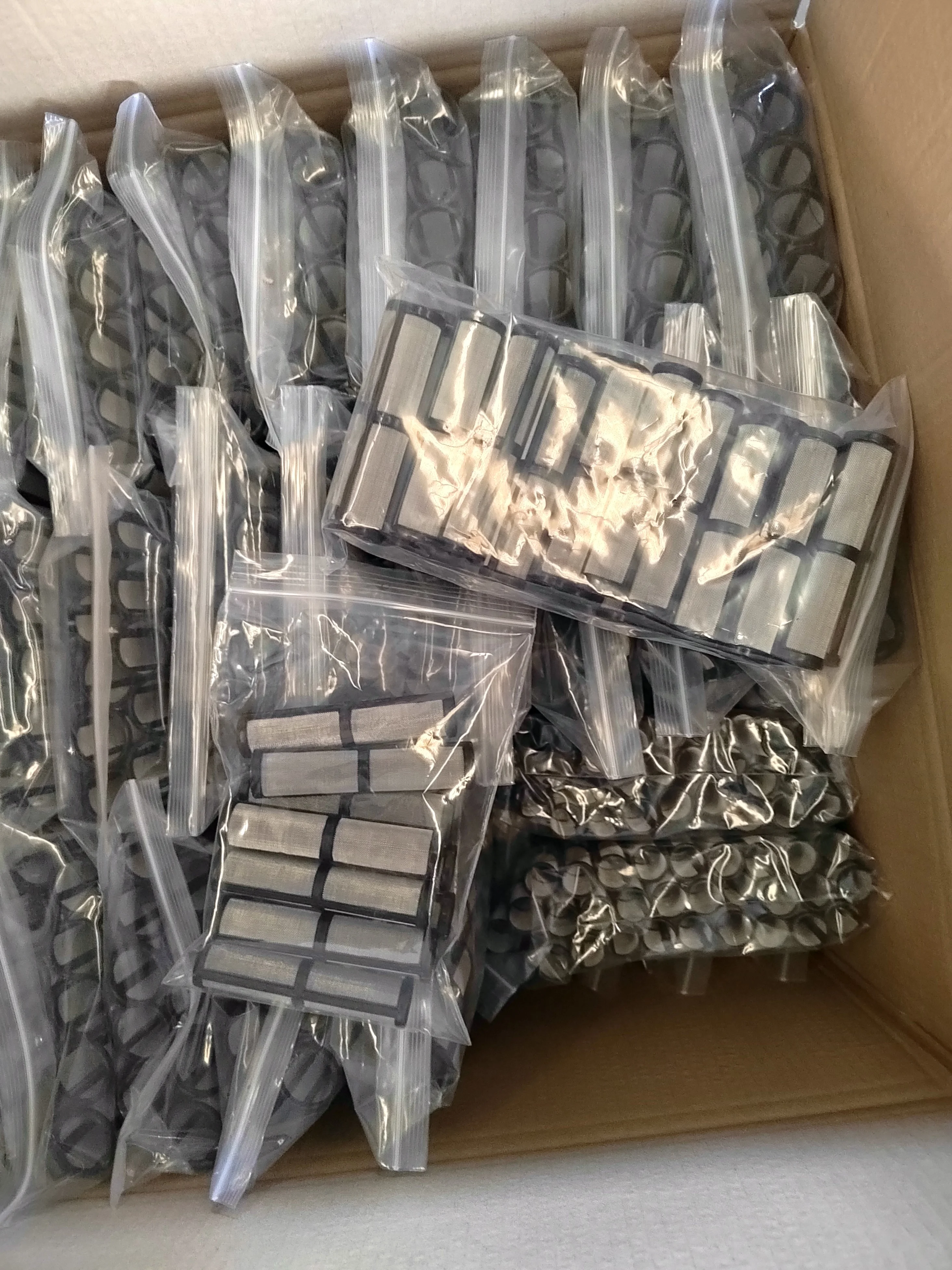 Plastic Mini Type Filters Airless Spray Pump Filters for Sale Factory 30 60 100 200 Mesh Length 91mm