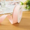 Cinta de cuero sintético con pedrería rosa claro de 2.5 cm, 4.5 metros.