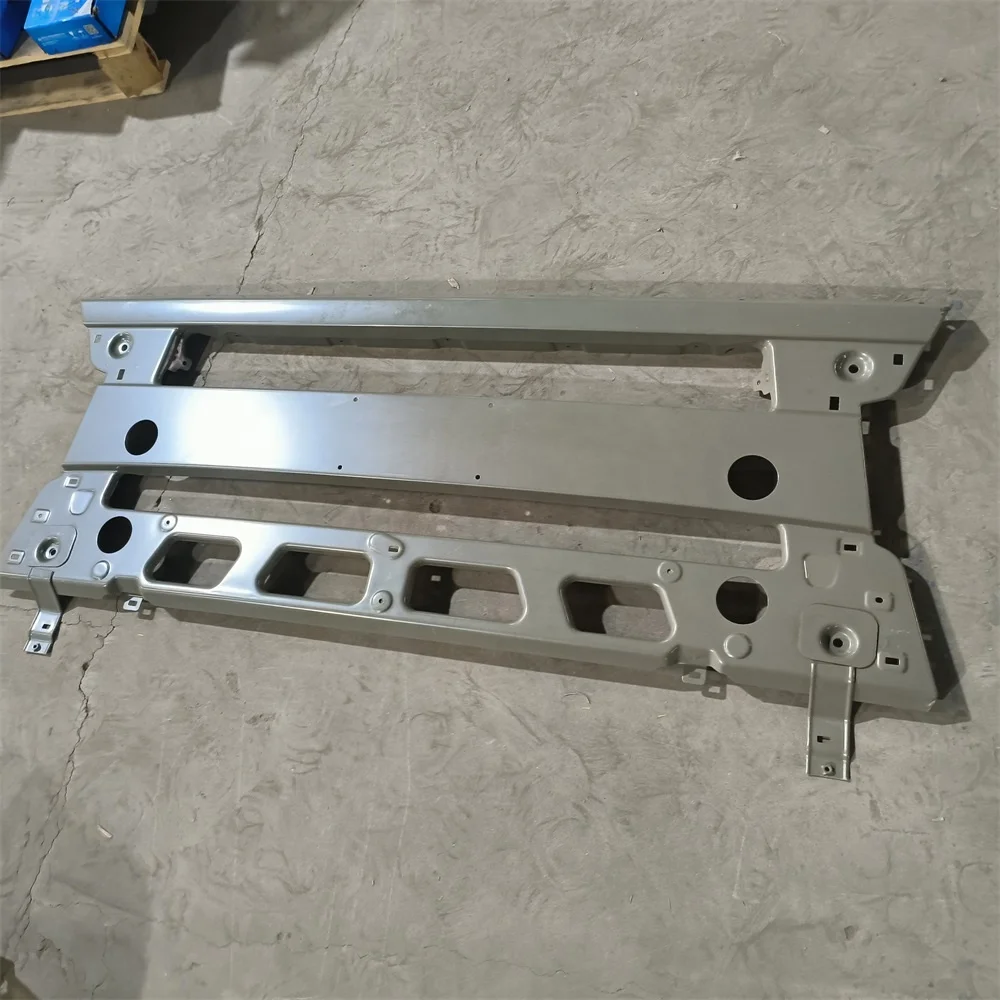 High Quality New 2803010B1063 Middle Part Bumper for FAW Trucks