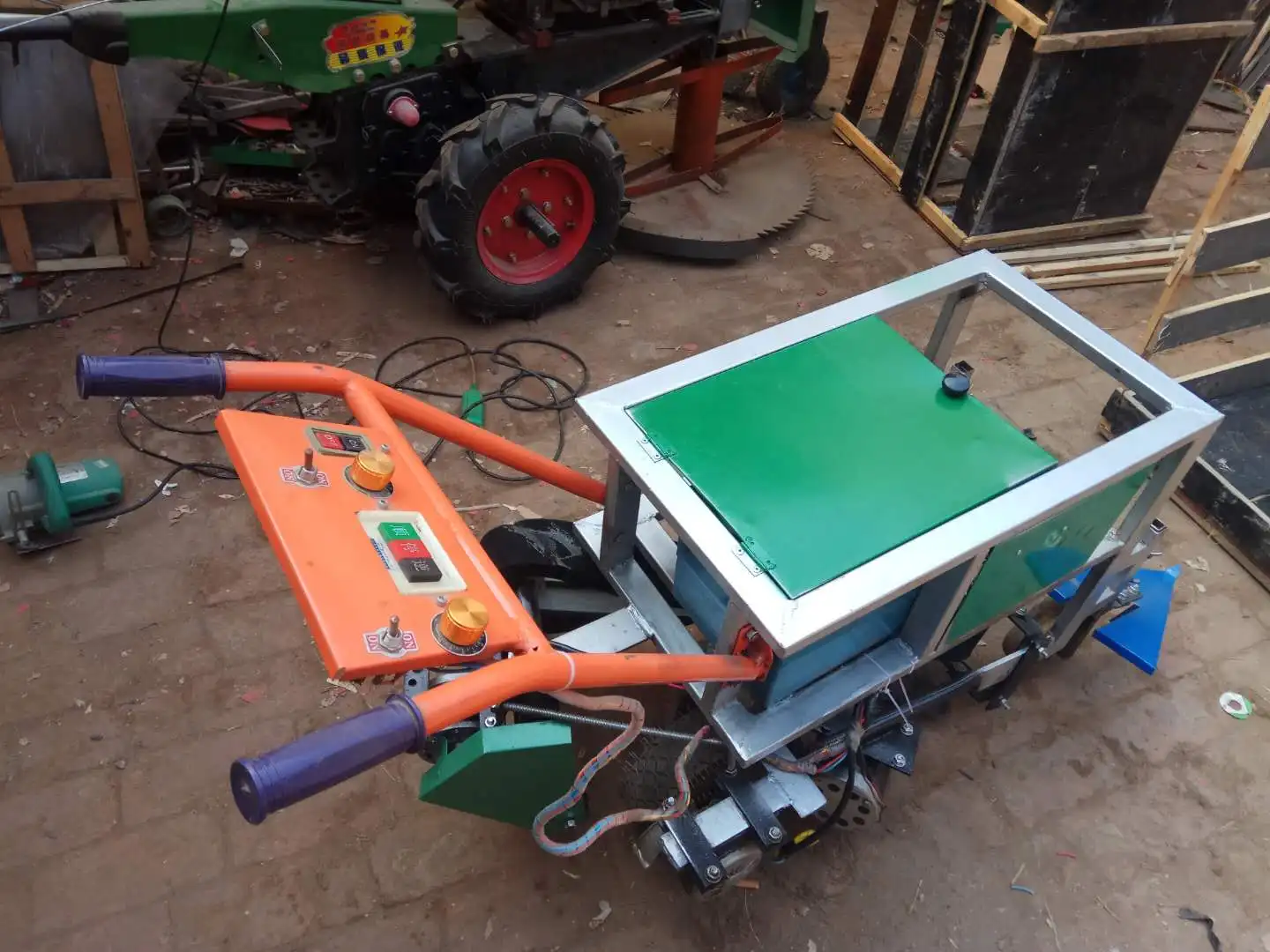Chinese Cabbage Spinach Harvester Machine /Gasoline Engine Chives Basil Harvester / Harvesing Machine for Coriander on Hot Sale