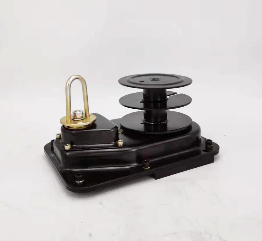 Made in China 5000lbs Loop Drive Ceiling Winch Split Reel for Poultry Farm Ceiling Mount Winch Manual Winch