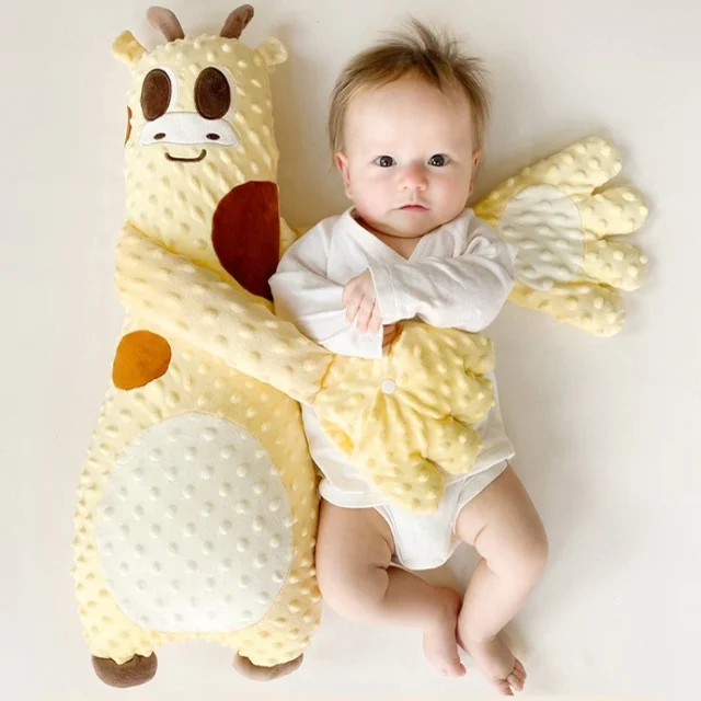 Baby Soothing Pillow Newborn Cute Giraffe Sleeping Accompany Pillow with Electric Soothe Palm Stuffed Animal Plush Toys