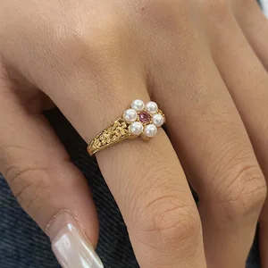 MW Women's High Quality  Fashionable 18K Gold-Plated Stainless Steel Ring with Zircon, Pearl and Flower Design, Tarnish-Free