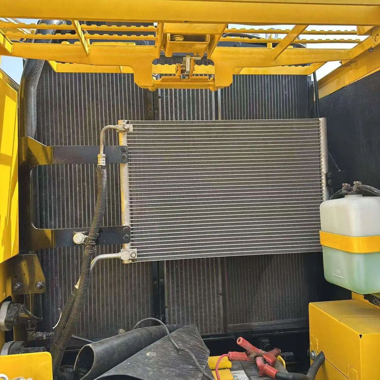 High Efficiency Original Japan Used Komatsu PC160 Crawler Excavator 16ton Second-hand Diggers for Sale in Stock