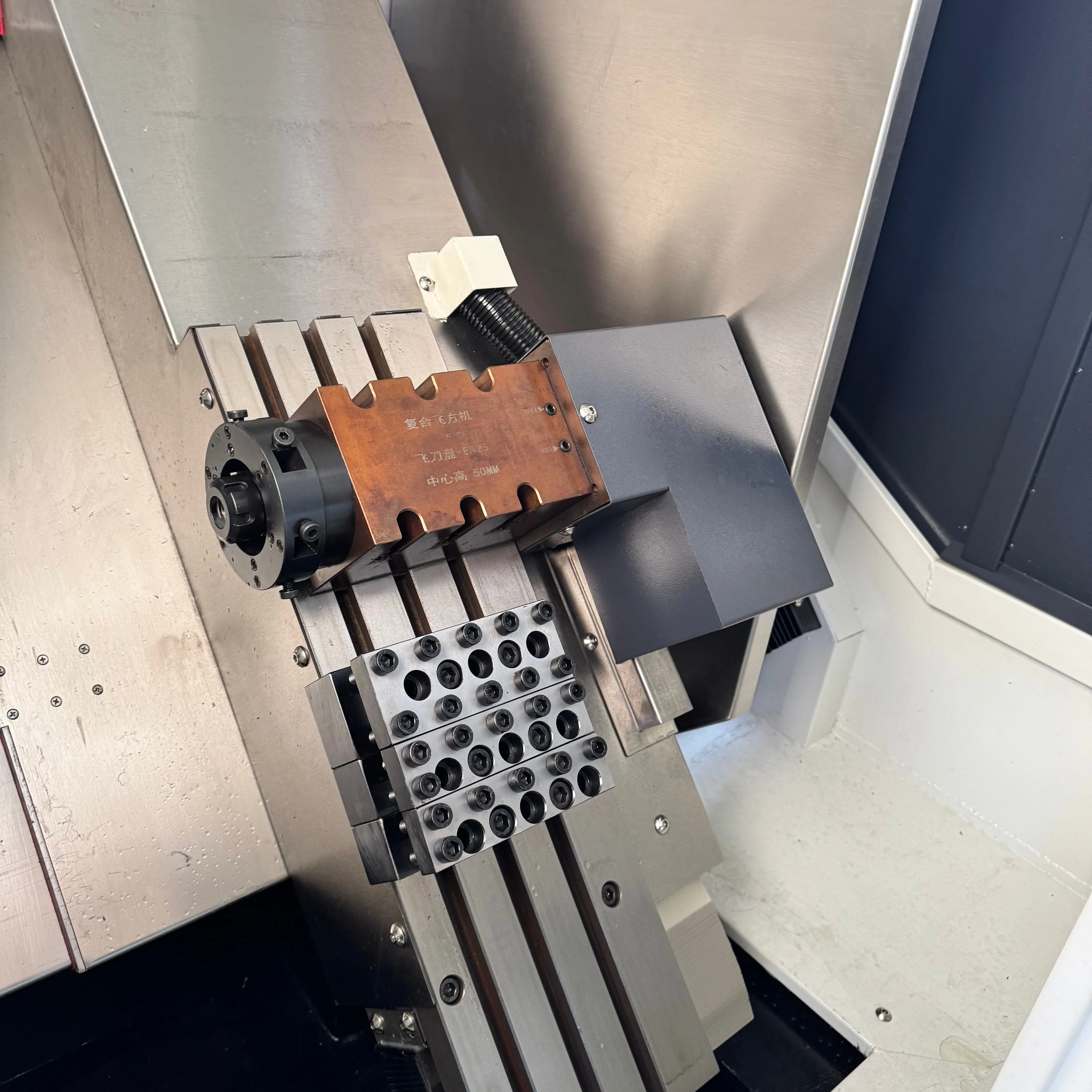 High Quality TCK40 CNC Lathe Horizontal Slant Bed Lathe CNC Turning Machine 2