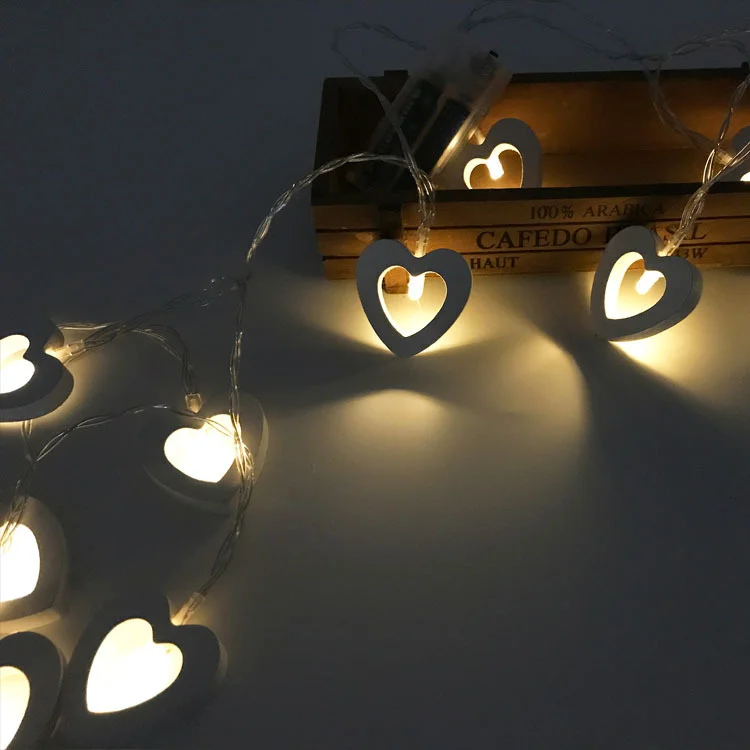 Luce a forma di cuore in foglia d'oro: decorazione fatta a mano per l' anniversario - Italia