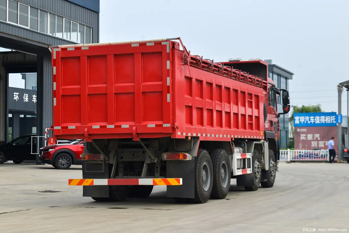 HOWO tipper truck 12 wheels details