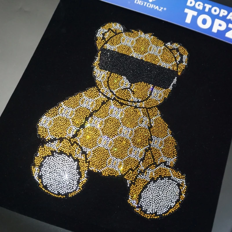 Free sample Professional large design lion crystal beads rhinestone transfer for clothing
