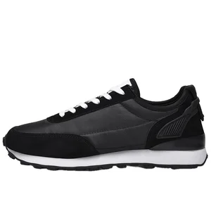 2022  Selling Fashion Running Knitted  New Arrive Light Sport Shoes Wholesale Casual Walking Sneaker