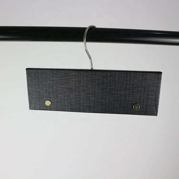 Custom Size 2MM Gerybord  Black Paper Fabric Sample Hanger with Metal Hook