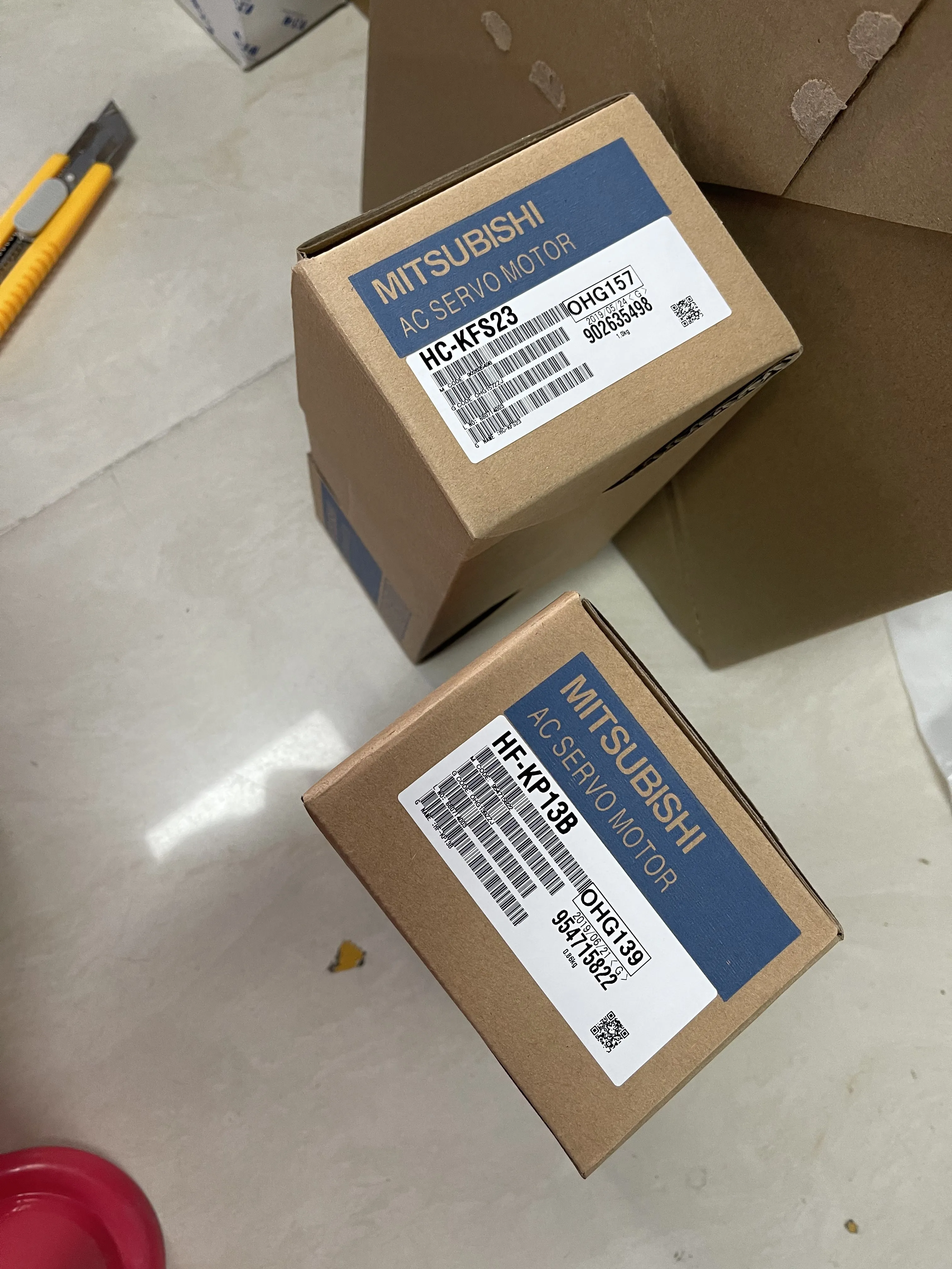 Mitsubishi AC Servo Motor HC-KFS23/HF-KP13B Mitsubishi AC Servo Motor HC-KFS23/HF-KP13B