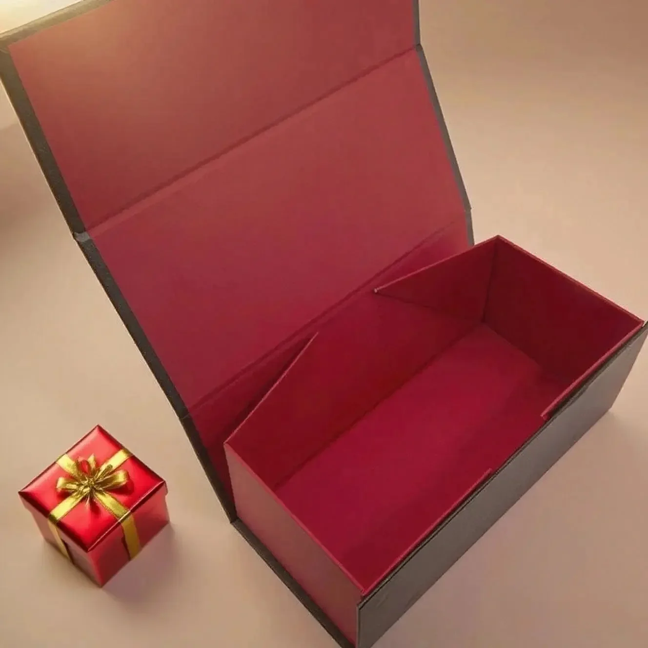 Scatola regalo di lusso con chiusura magnetica | Scatola pieghevole in carta nera personalizzata | Confezione per profumo e trucco con logo in rilievo