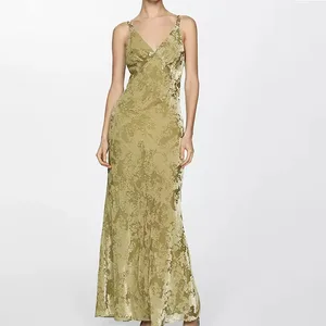 Custom Lady Modest Sheer Jacquard Maxi Dress With V-Neck Solid Flowy Mermaid Elegant Fit Women's Dresses for Evening Party