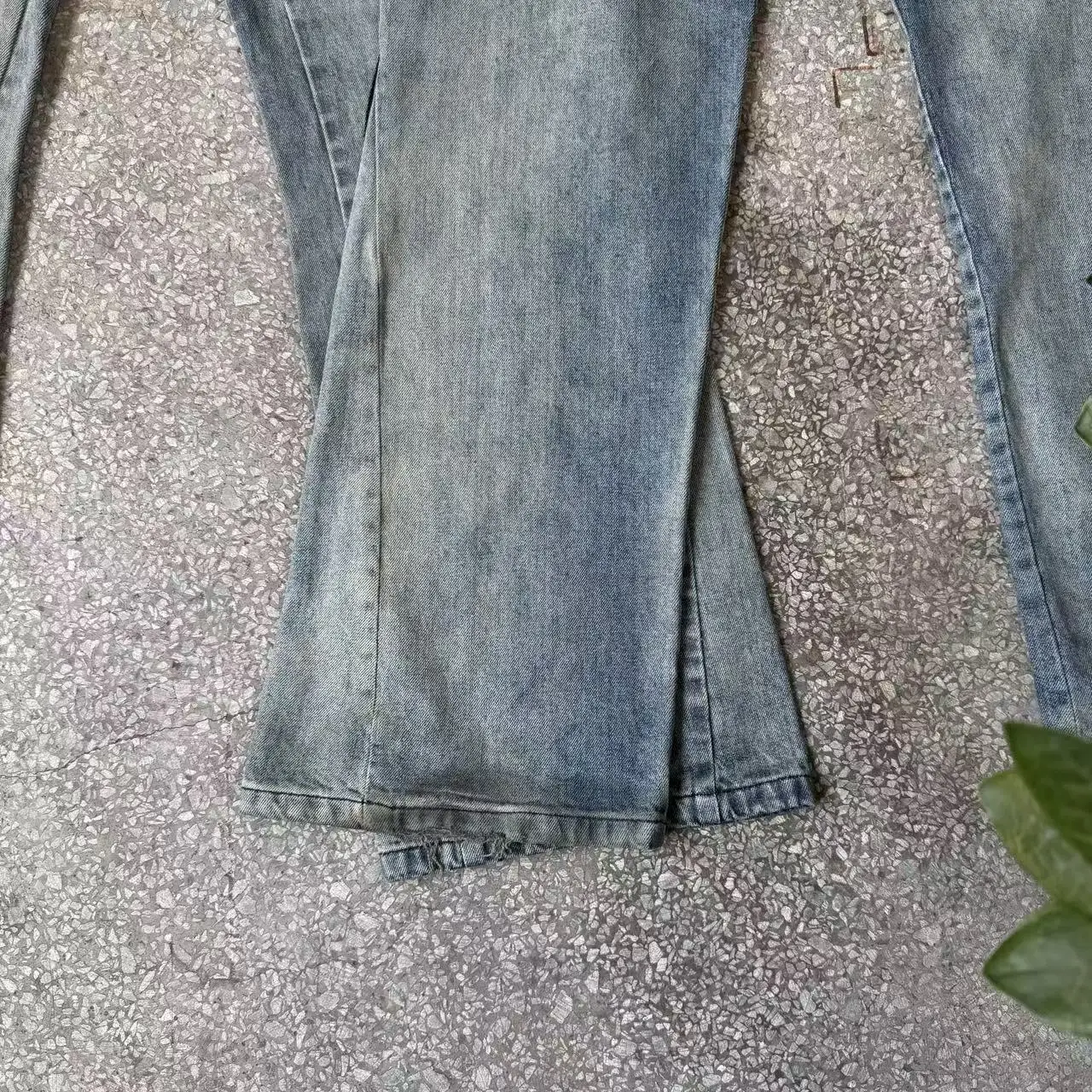 Jeans Homme Manufacturer Custom Baggy Denim Pant 15.5oz Bootcut Salvage Raw Boot Cut Japanese Selvedge Flared Denim Jean for Men gallery 2