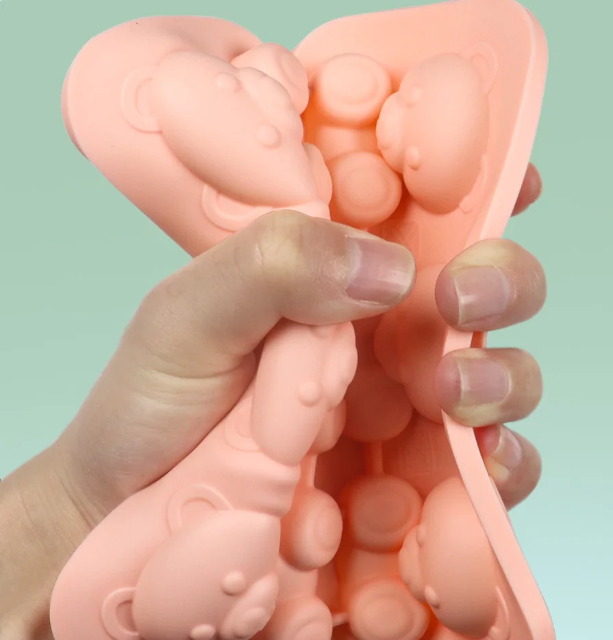 6-Piece Small Bear Silicone Ice Cube Mold Popular Household Ice Cream Tool for Making Frozen Ice Balls supplier
