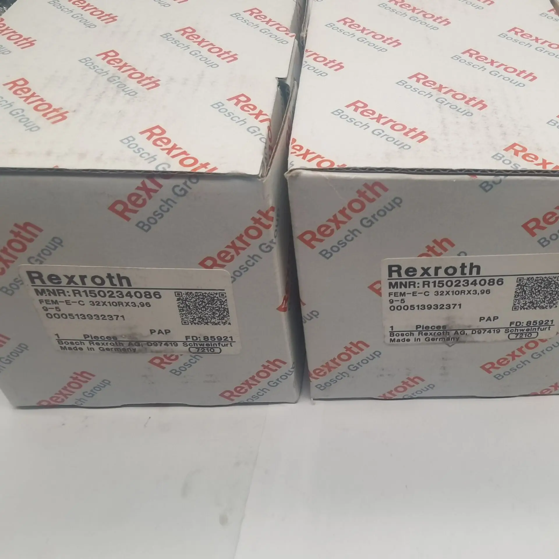 Original Rexroth Linear Ball Screw Nut R150337065 R150237065