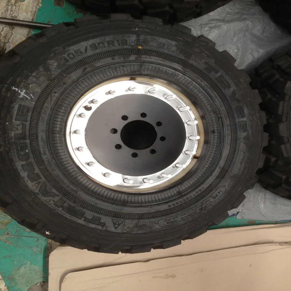 Customized Armoured Car Fighting Vehicles Runflat Fits Around the Wheel Run Flat Insert Supporting Run Flat Tire Ring System