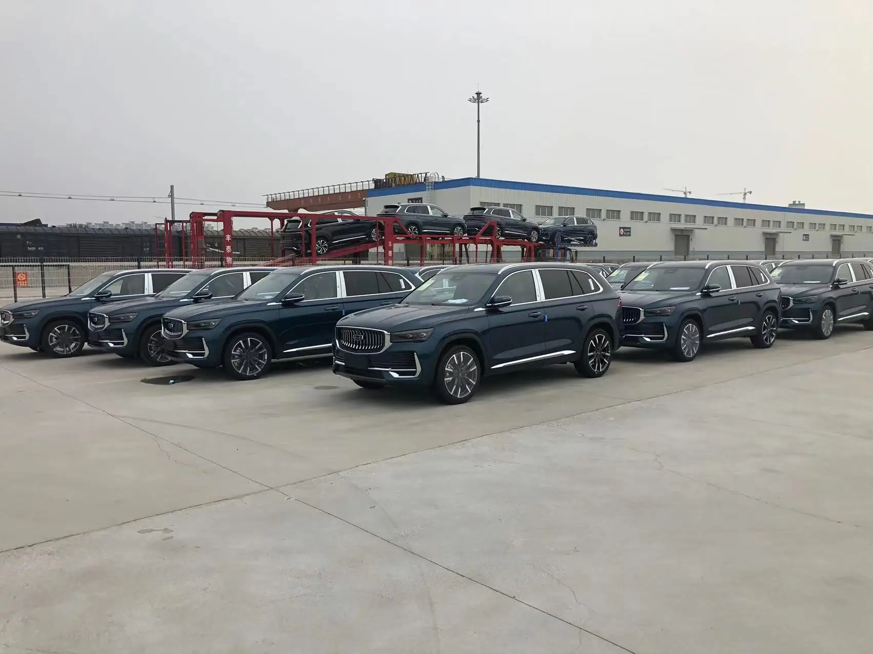 2023 Kyrgyzstan Geely Monjaro Suv Xingyue L 2.0t 2.0l Dct Geely Monjaro