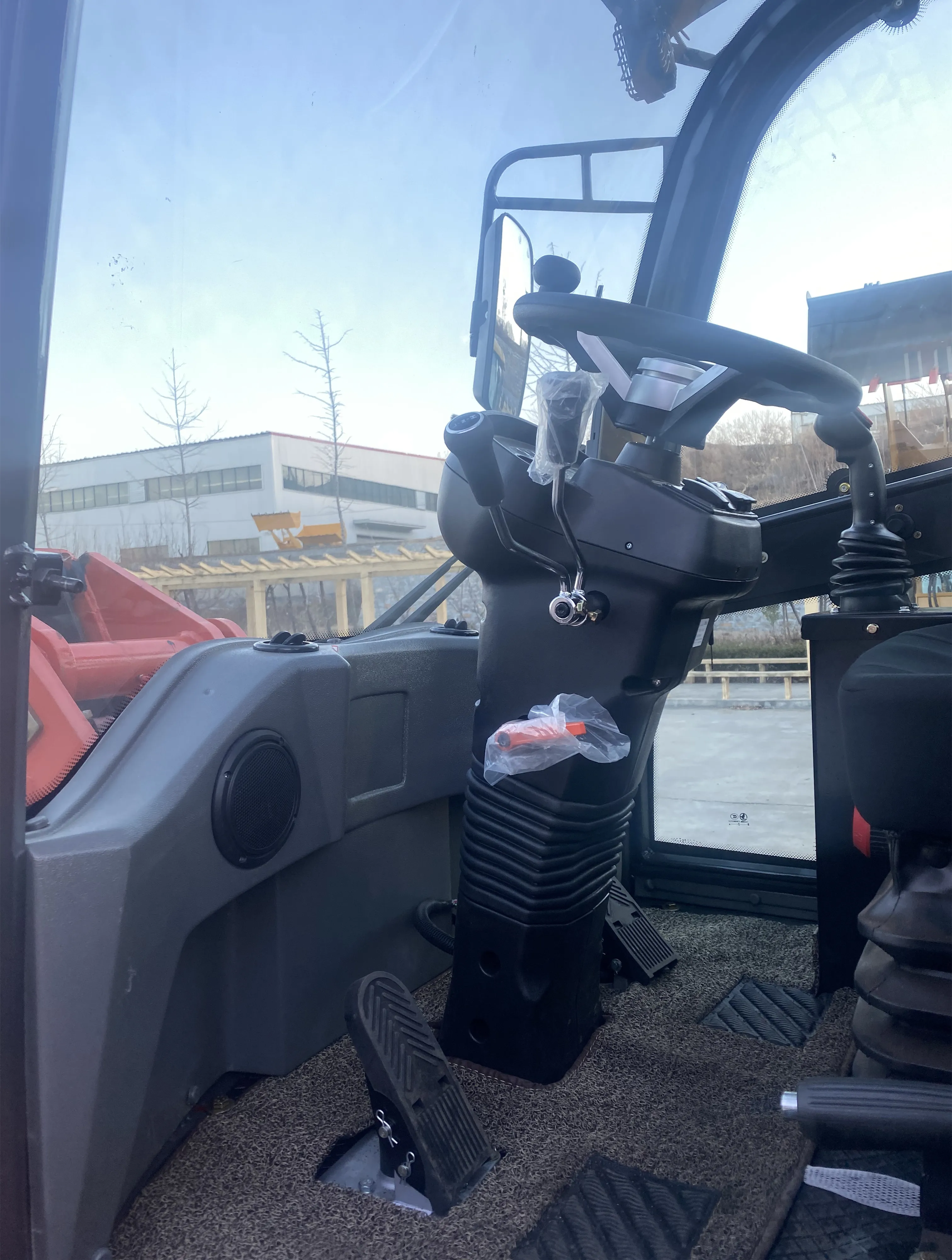 Telescopic loader 1.jpg