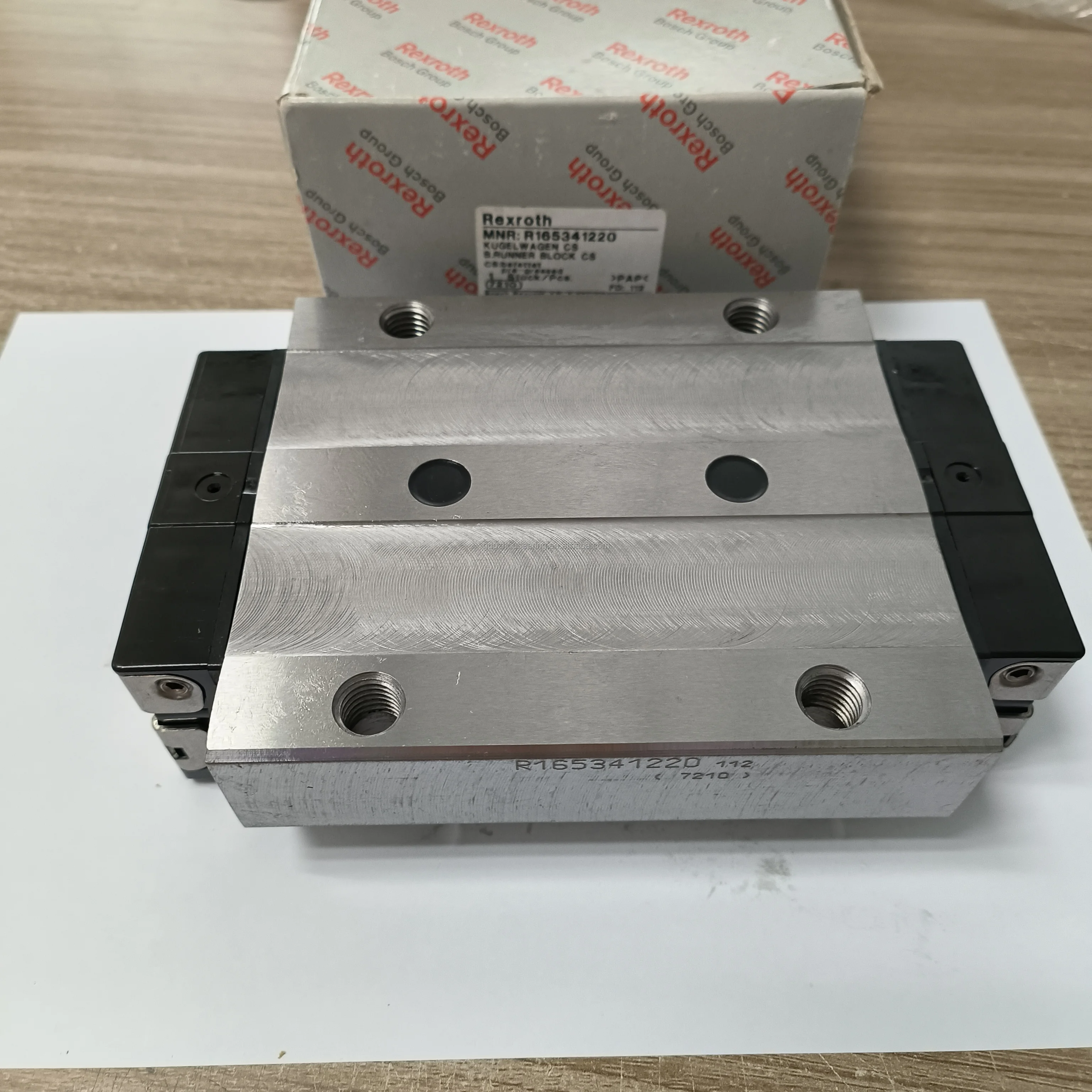 Original Germany Rexroth Runner Block Linear Bearing R165369410