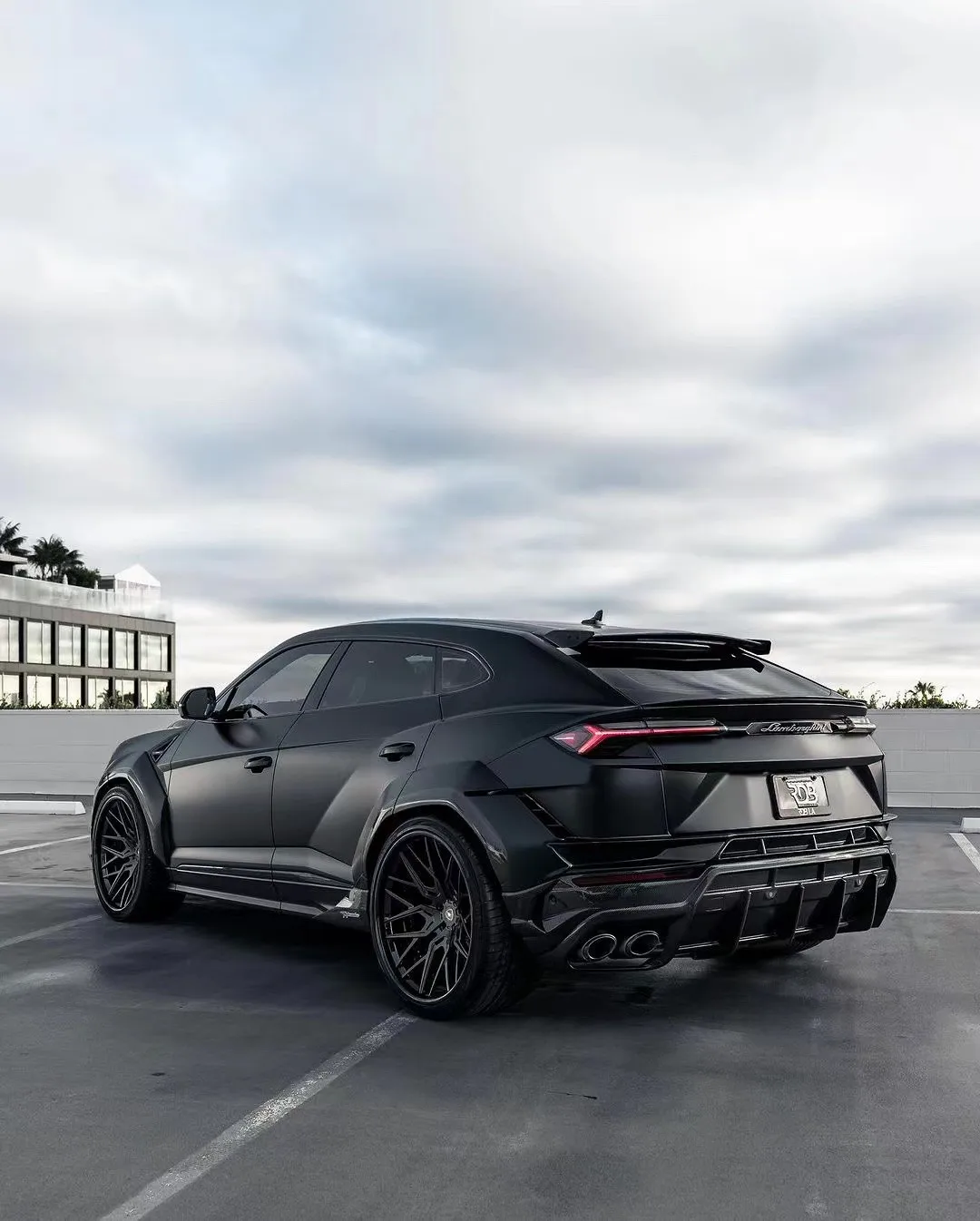 For2024 Urus Carbon Fiber Body Kit Urus Upgrades 1016style
