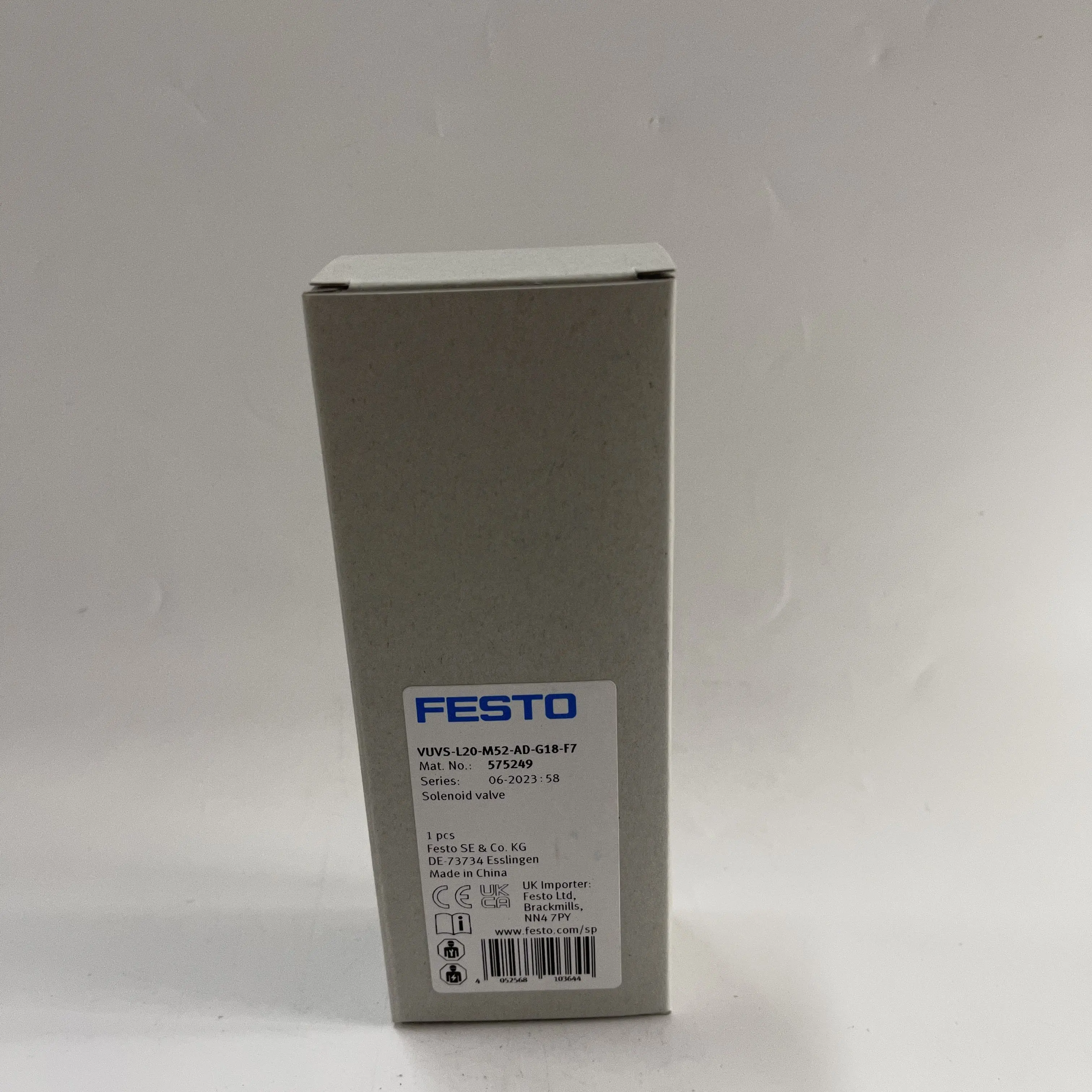 FESTO Solenoid Valve VUVS-L20-M52-AD-G18-F7